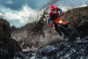 开云官网-五大联赛是否加强控球中场的射门能力训练，五大联赛防守水平