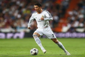 开云网页版-曼联老将或将迎来生涯最后一战，曼联老队员名单