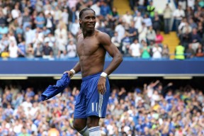 Kaiyun官方登录入口-英超乱战，比分3-3，双方核心球员各展神通，关键数据：传球成功率超90%