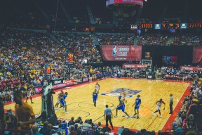 kaiyun开云·官方网站-英超激战再燃，精彩进球与关键扑救交替上演，英超最新进球集锦