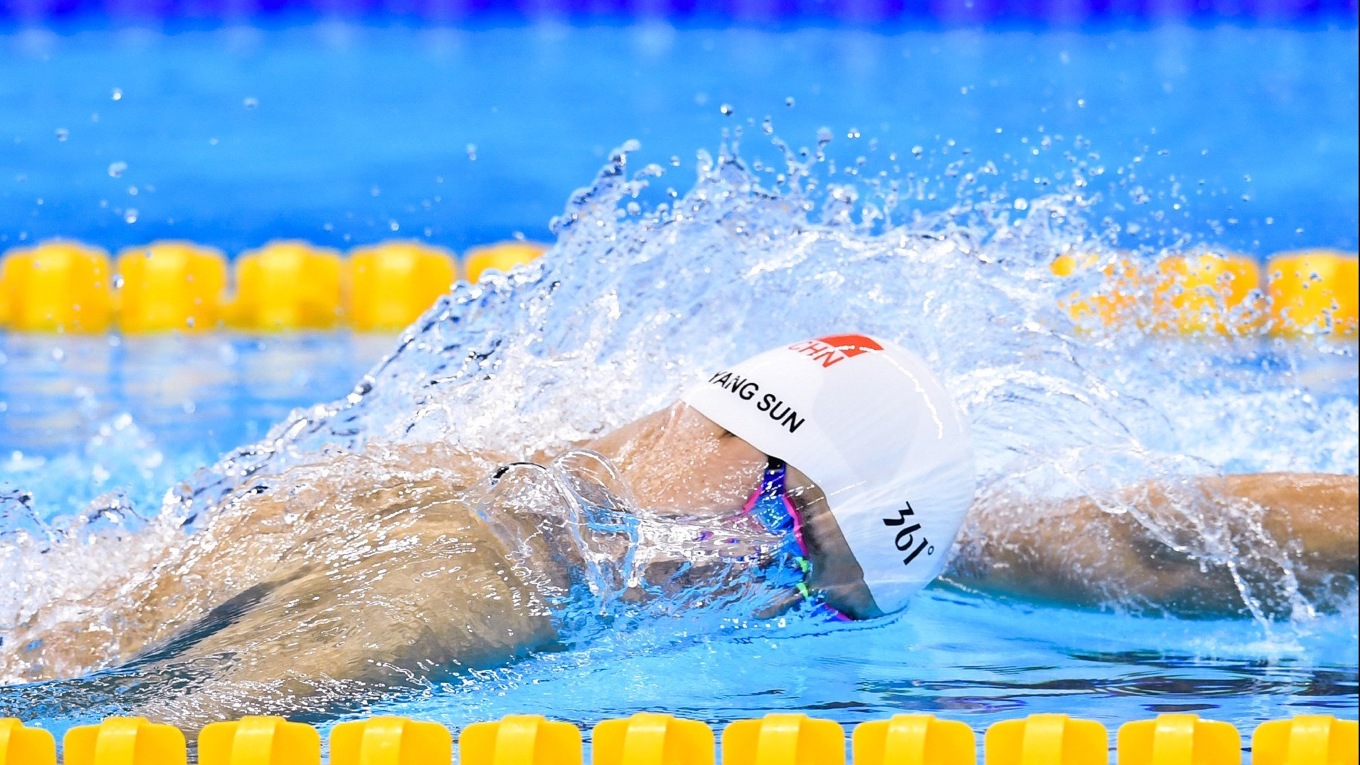 新秀表现抢眼，教练寄予厚望进入主力轮换，omg新教练